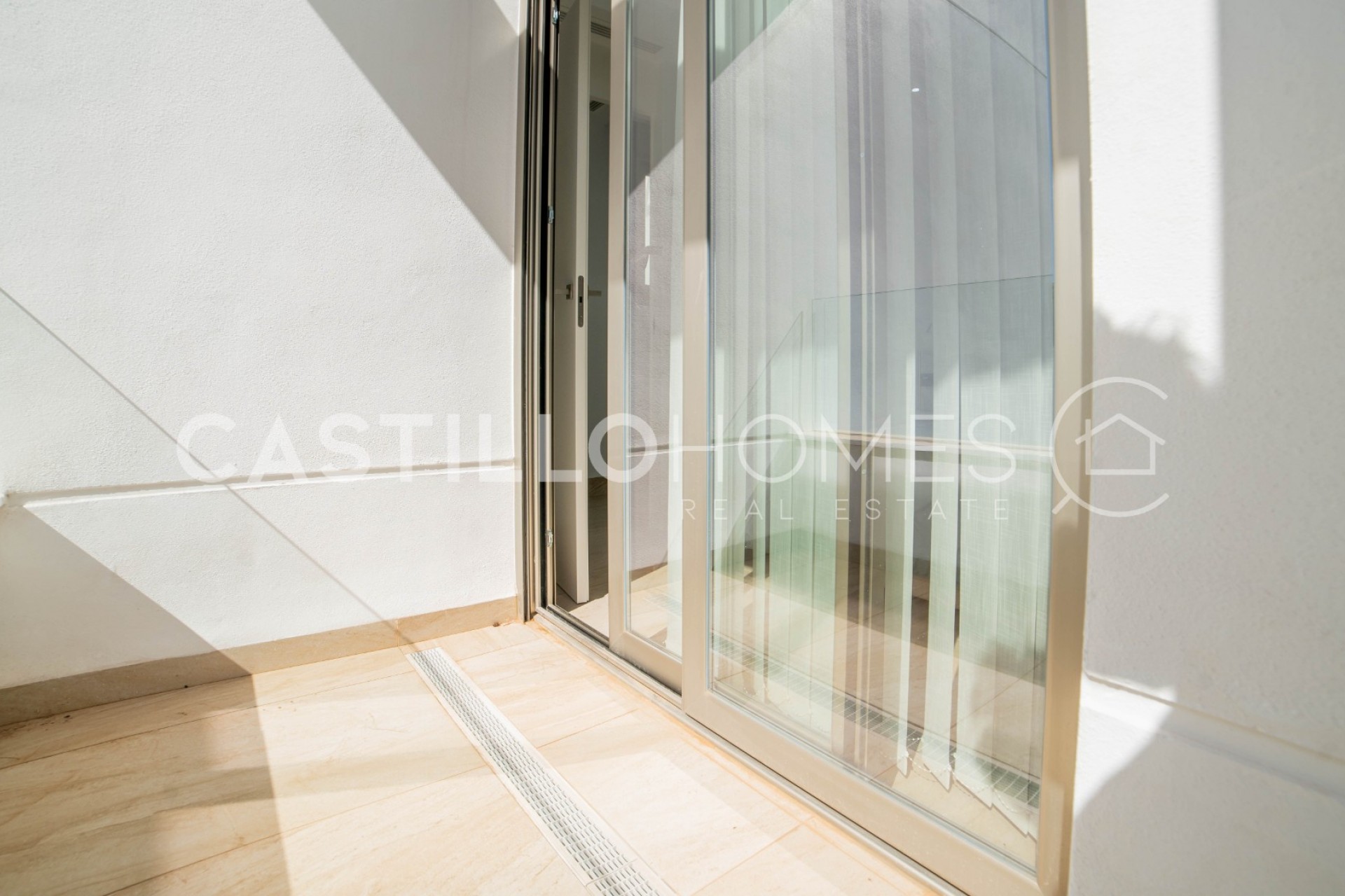 Herverkoop - Villa -
Orihuela Costa - Las Filipinas