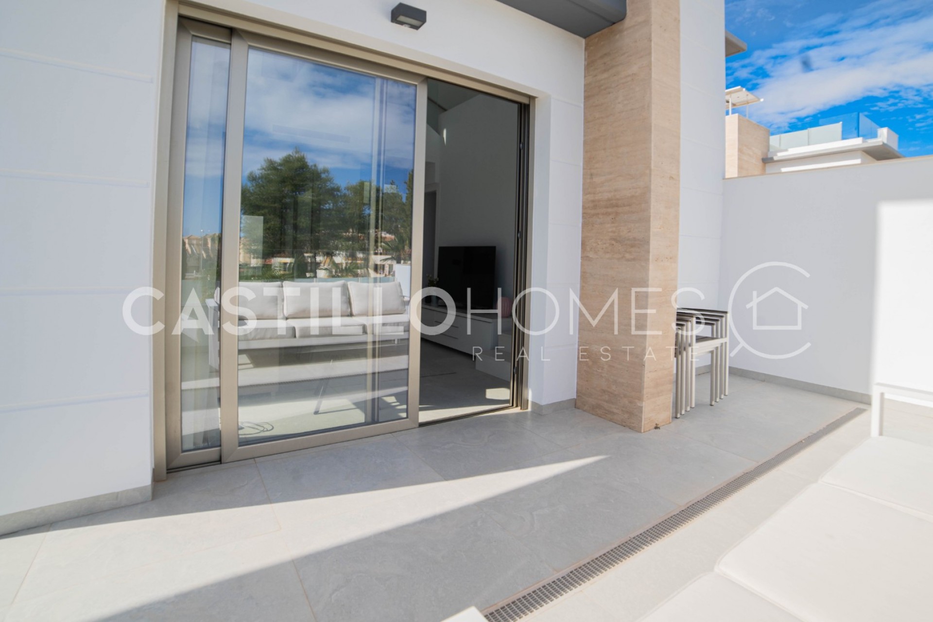 Herverkoop - Villa -
Orihuela Costa - Las Filipinas