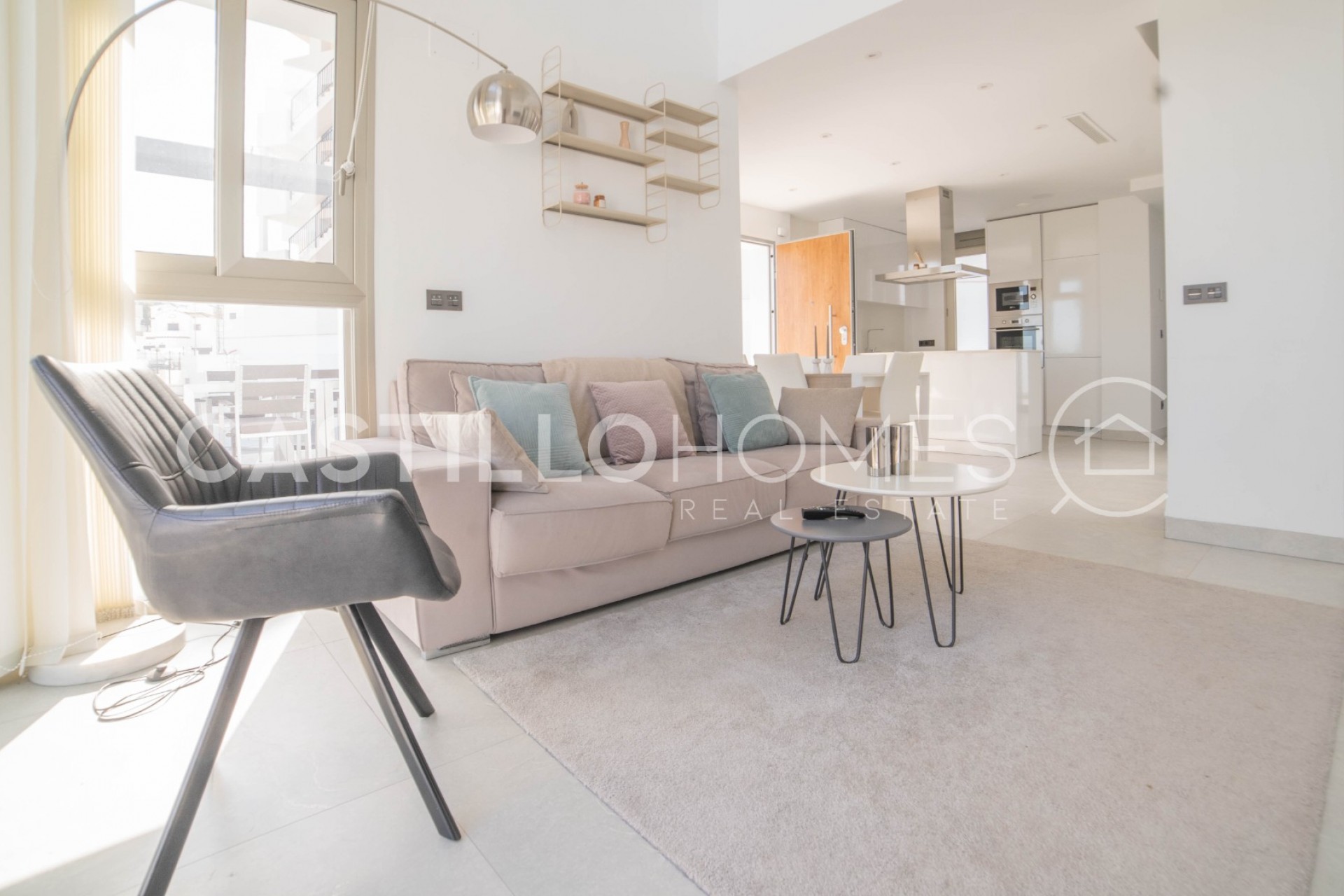 Herverkoop - Villa -
Orihuela Costa - Las Filipinas