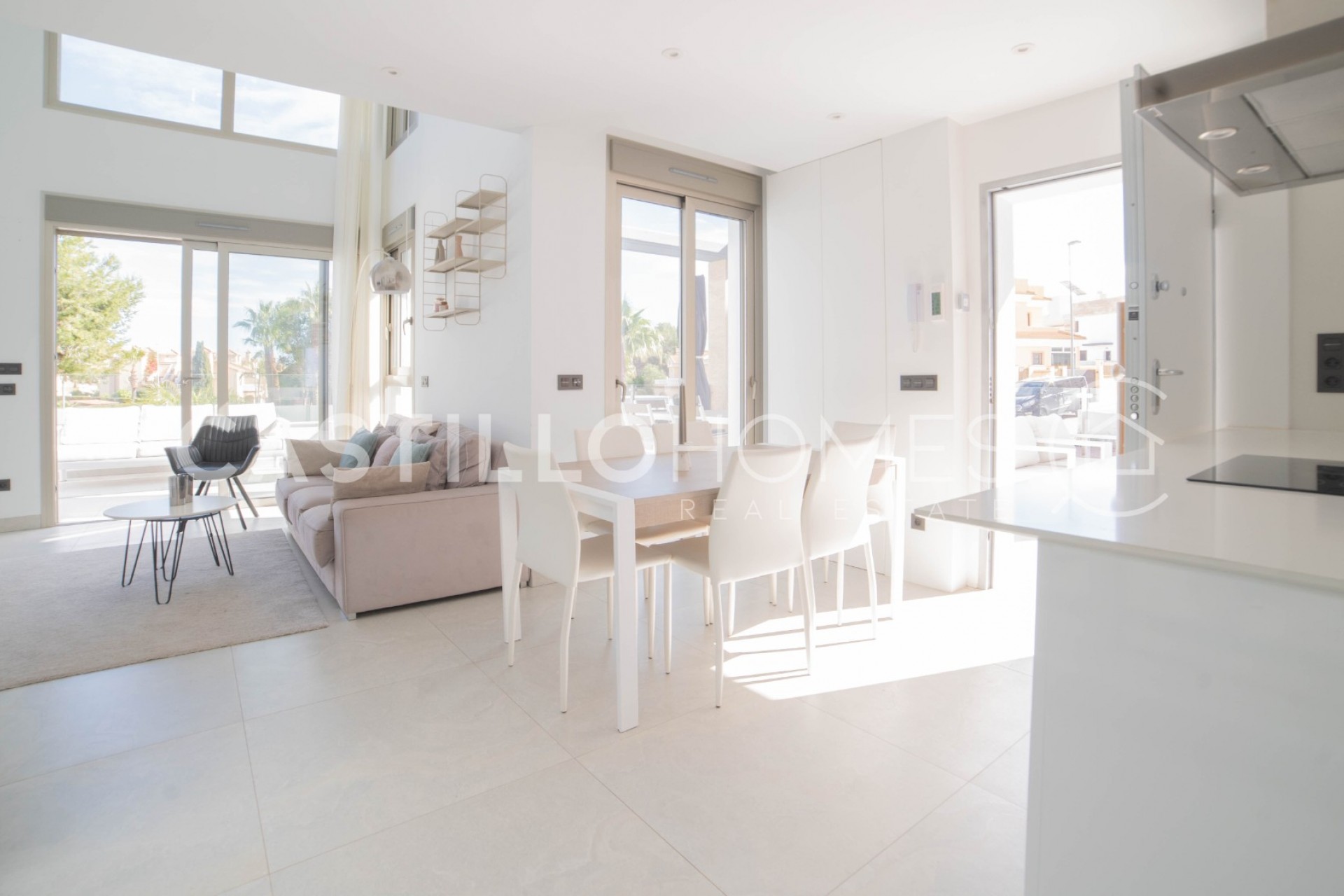 Herverkoop - Villa -
Orihuela Costa - Las Filipinas