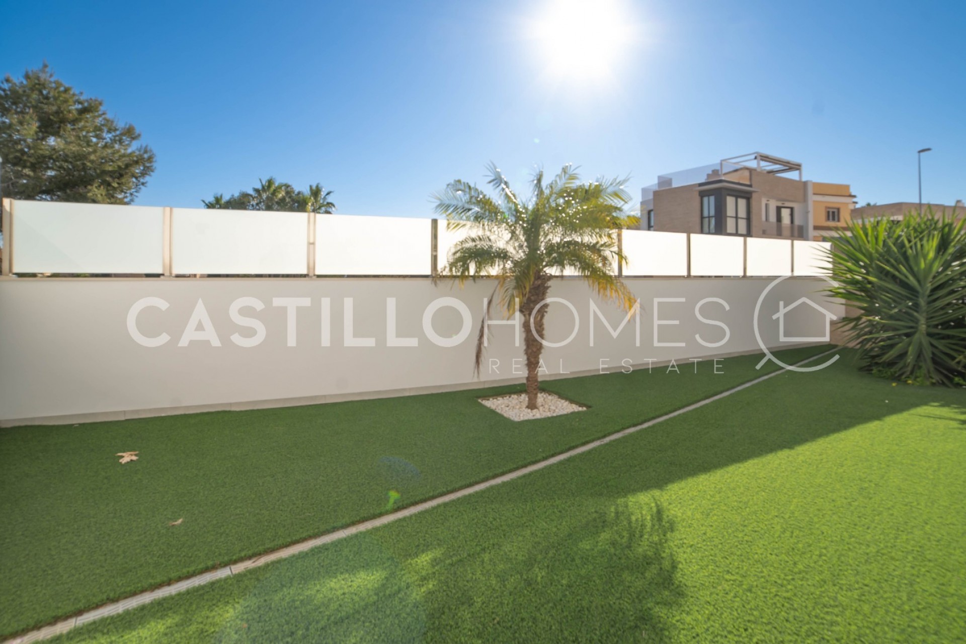 Herverkoop - Villa -
Orihuela Costa - Las Filipinas