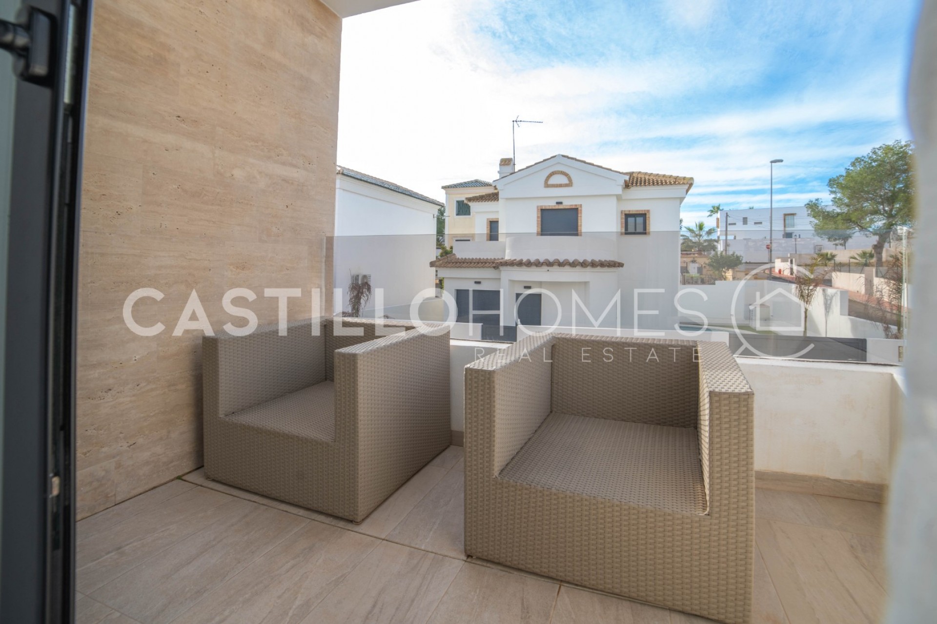 Herverkoop - Villa -
Orihuela Costa - Las Filipinas