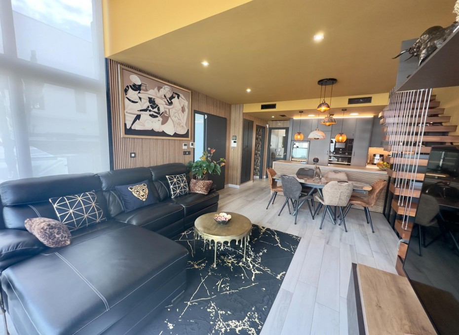 Herverkoop - Villa -
Orihuela Costa - Lomas de Cabo Roig