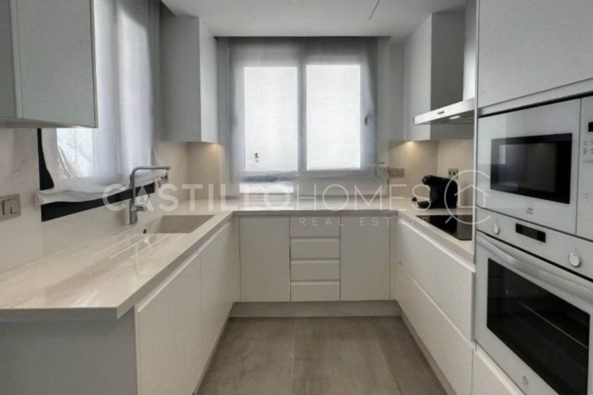 Herverkoop - Villa -
Orihuela Costa - Los Altos