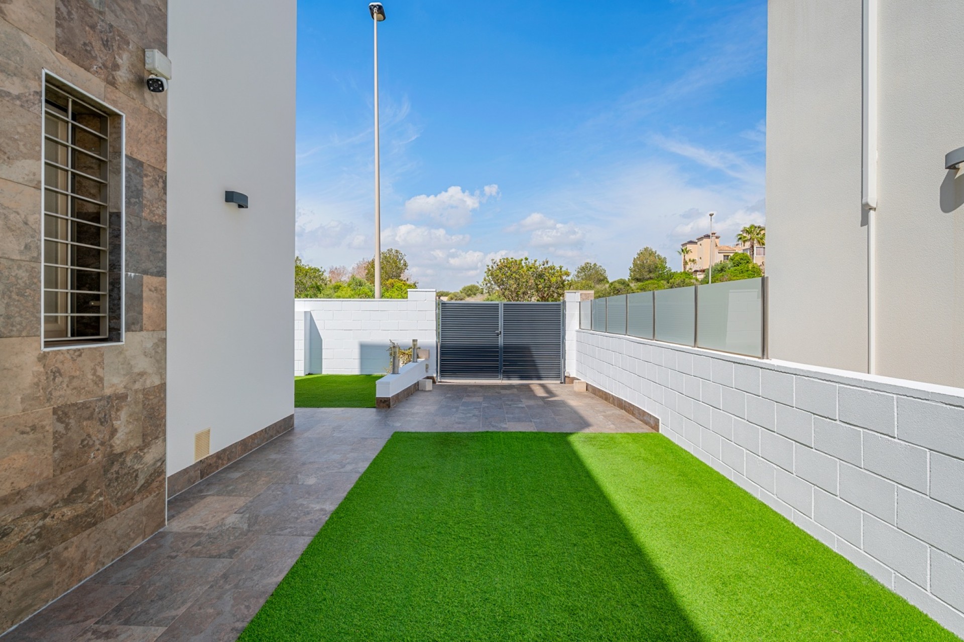 Herverkoop - Villa -
Orihuela Costa* - Pau 8*