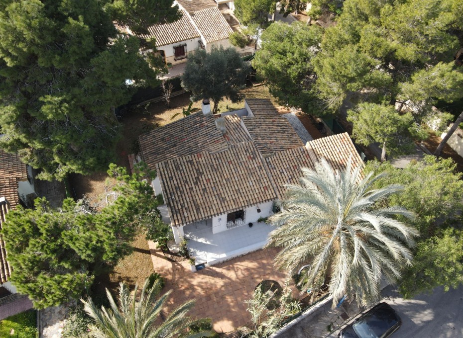 Herverkoop - Villa -
Orihuela Costa - Punta Prima