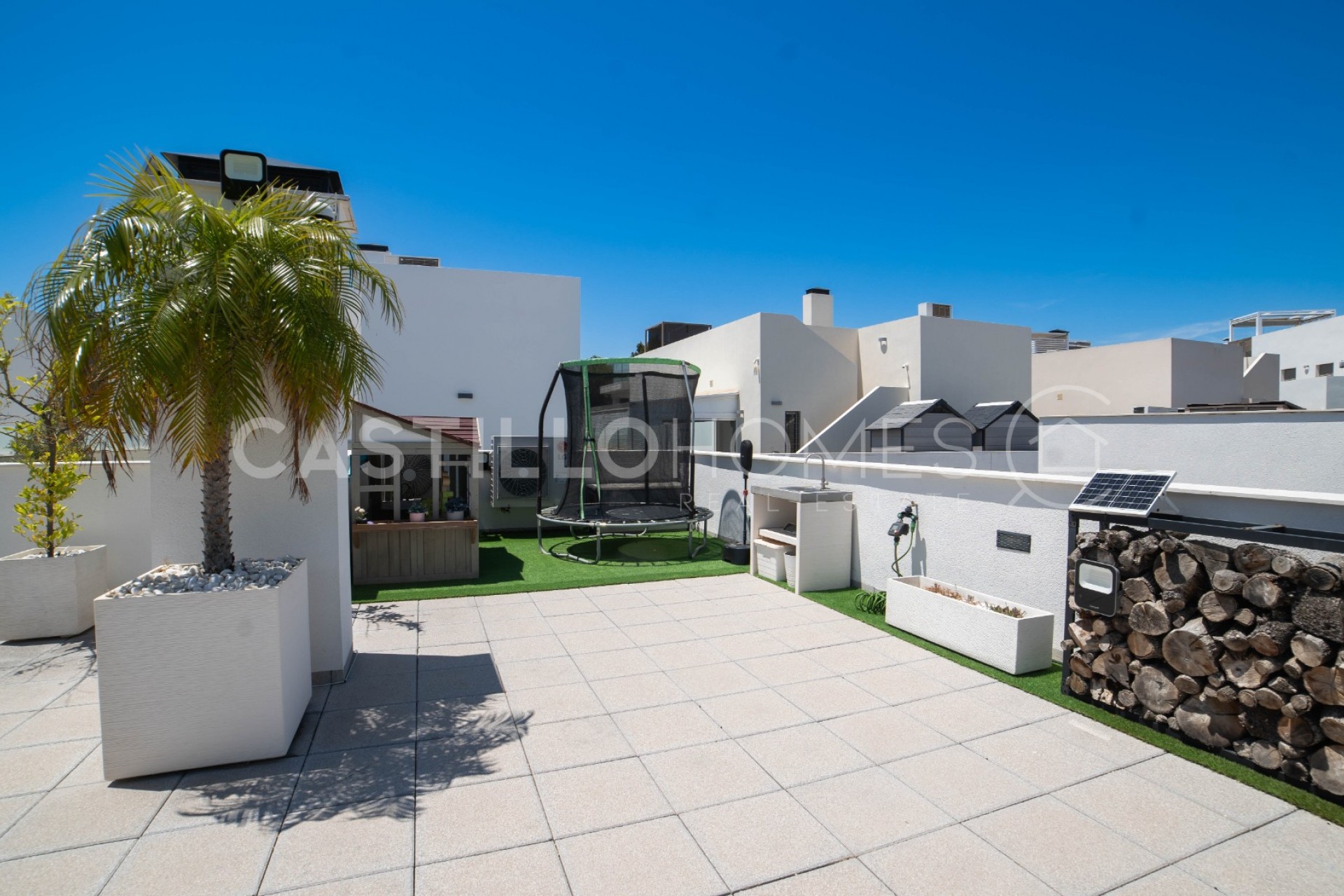 Herverkoop - Villa -
Orihuela Costa - Villamartín