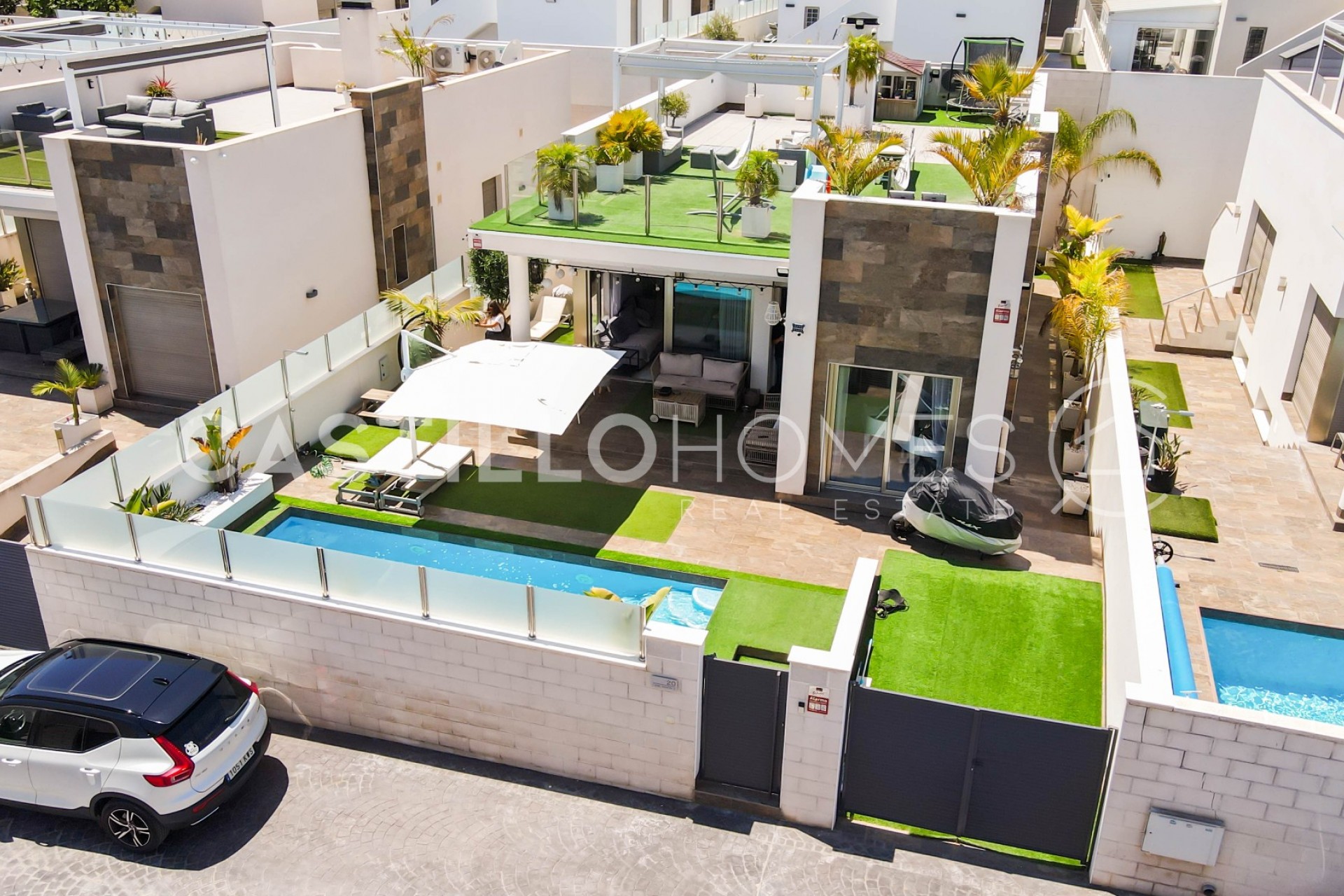 Herverkoop - Villa -
Orihuela Costa - Villamartín