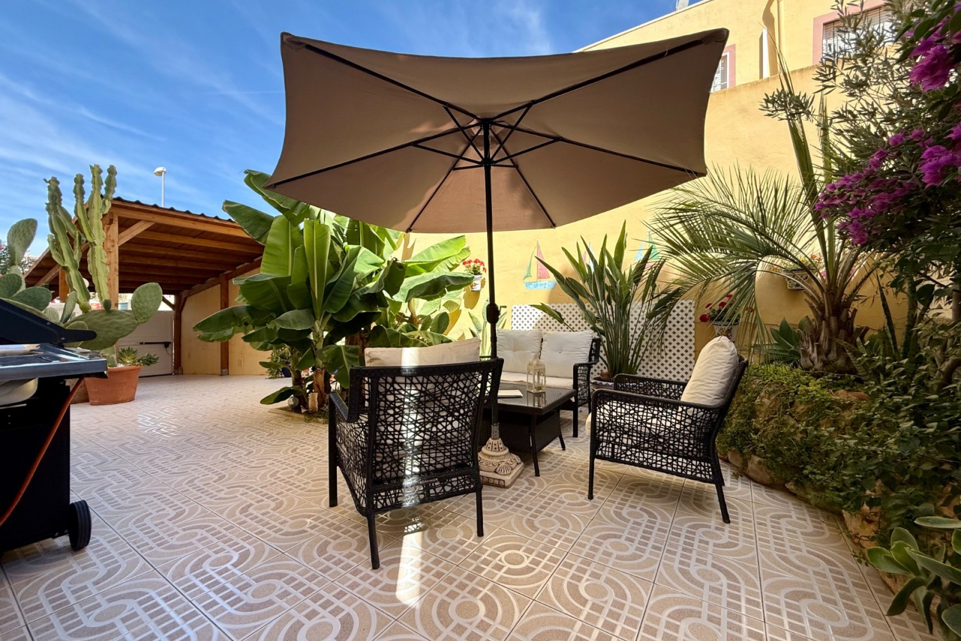 Herverkoop - Villa -
Orihuela Costa - Villamartín