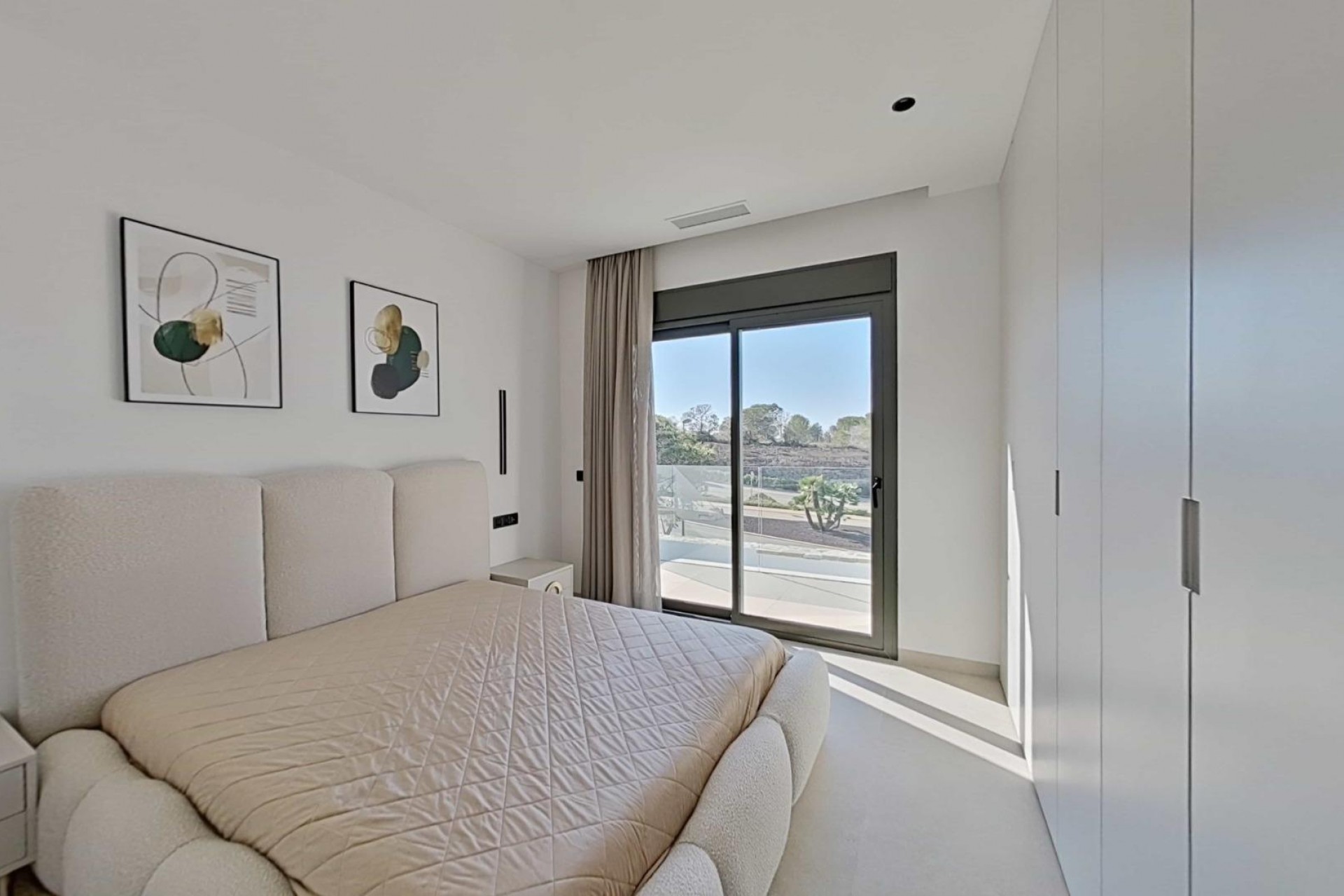 Herverkoop - Villa -
Orihuela - Las Colinas Golf