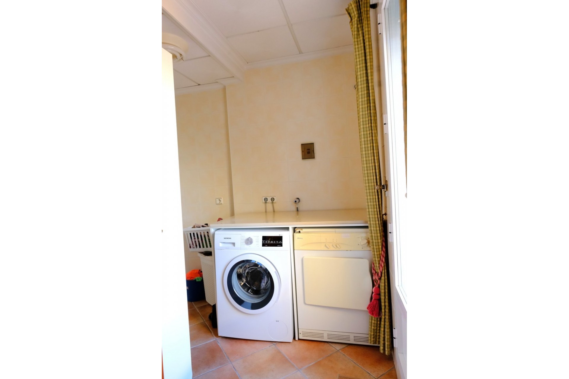 Herverkoop - Villa -
Orihuela