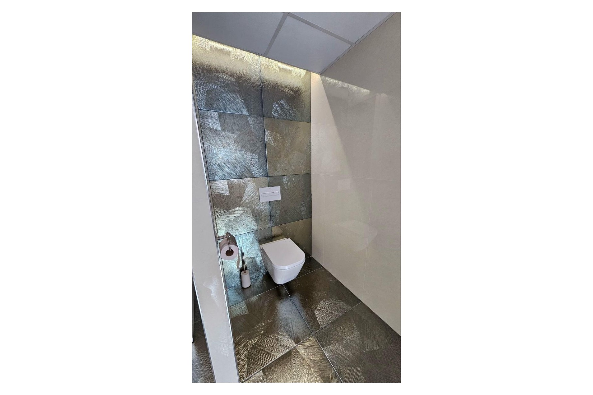 Herverkoop - Villa -
Orihuela