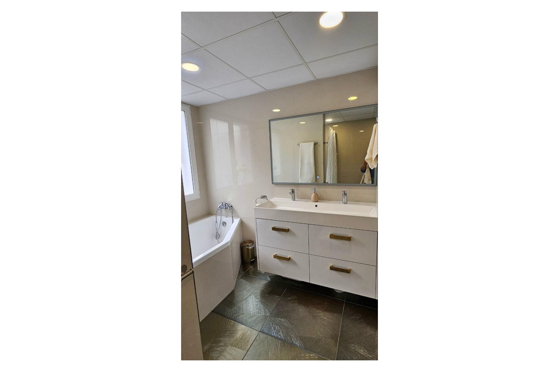 Herverkoop - Villa -
Orihuela