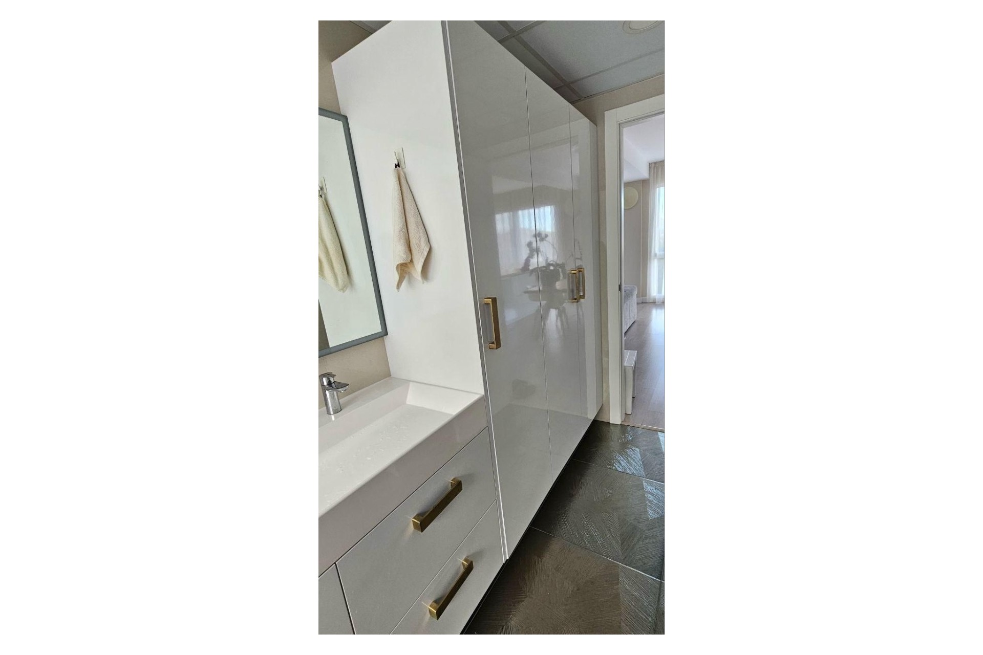 Herverkoop - Villa -
Orihuela