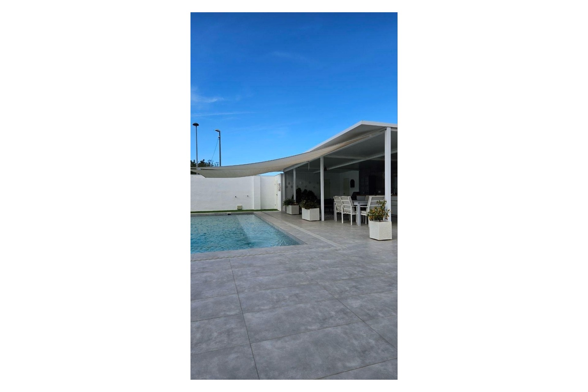 Herverkoop - Villa -
Orihuela