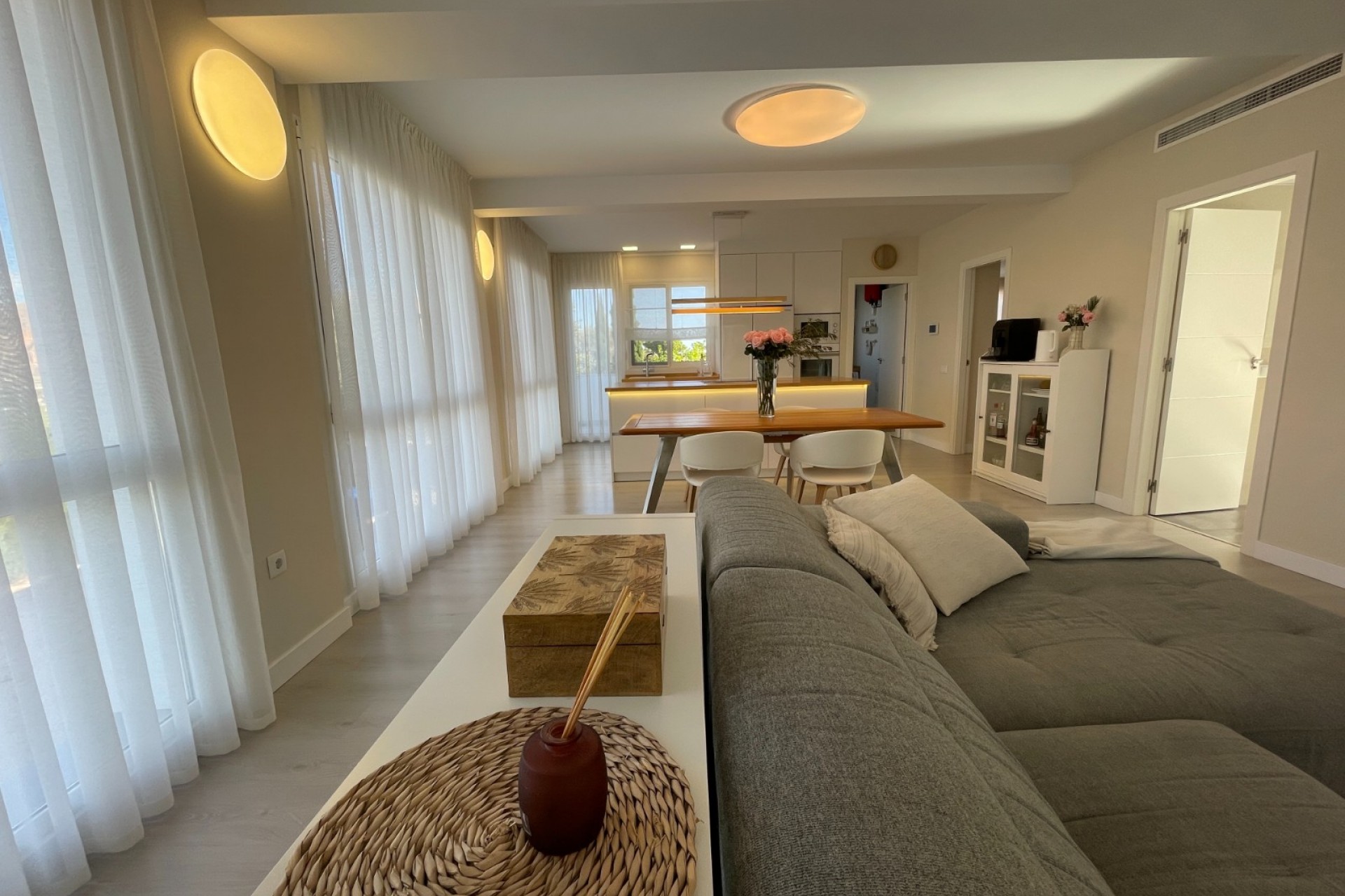 Herverkoop - Villa -
Orihuela