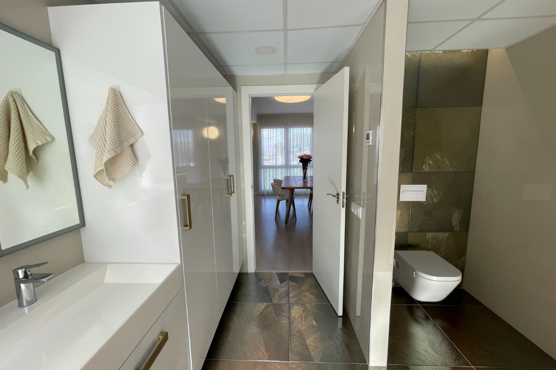 Herverkoop - Villa -
Orihuela