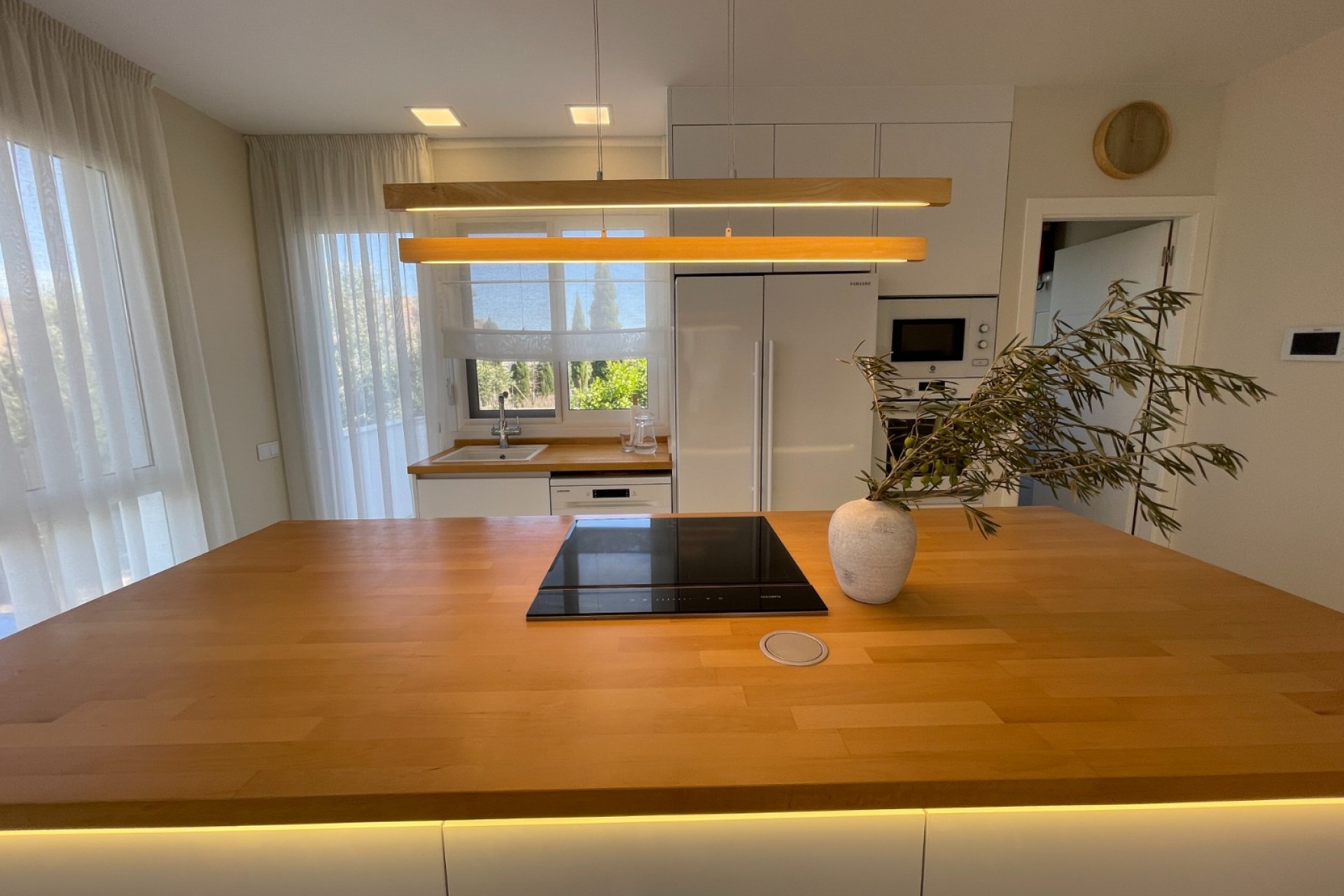 Herverkoop - Villa -
Orihuela