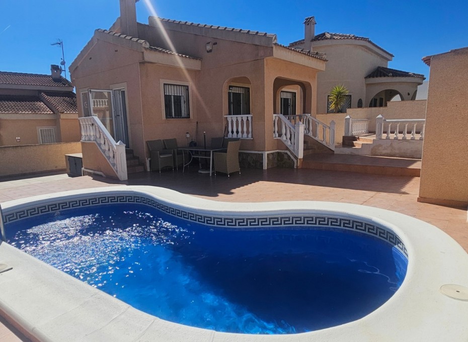 Herverkoop - Villa -
Rojales - Benimar