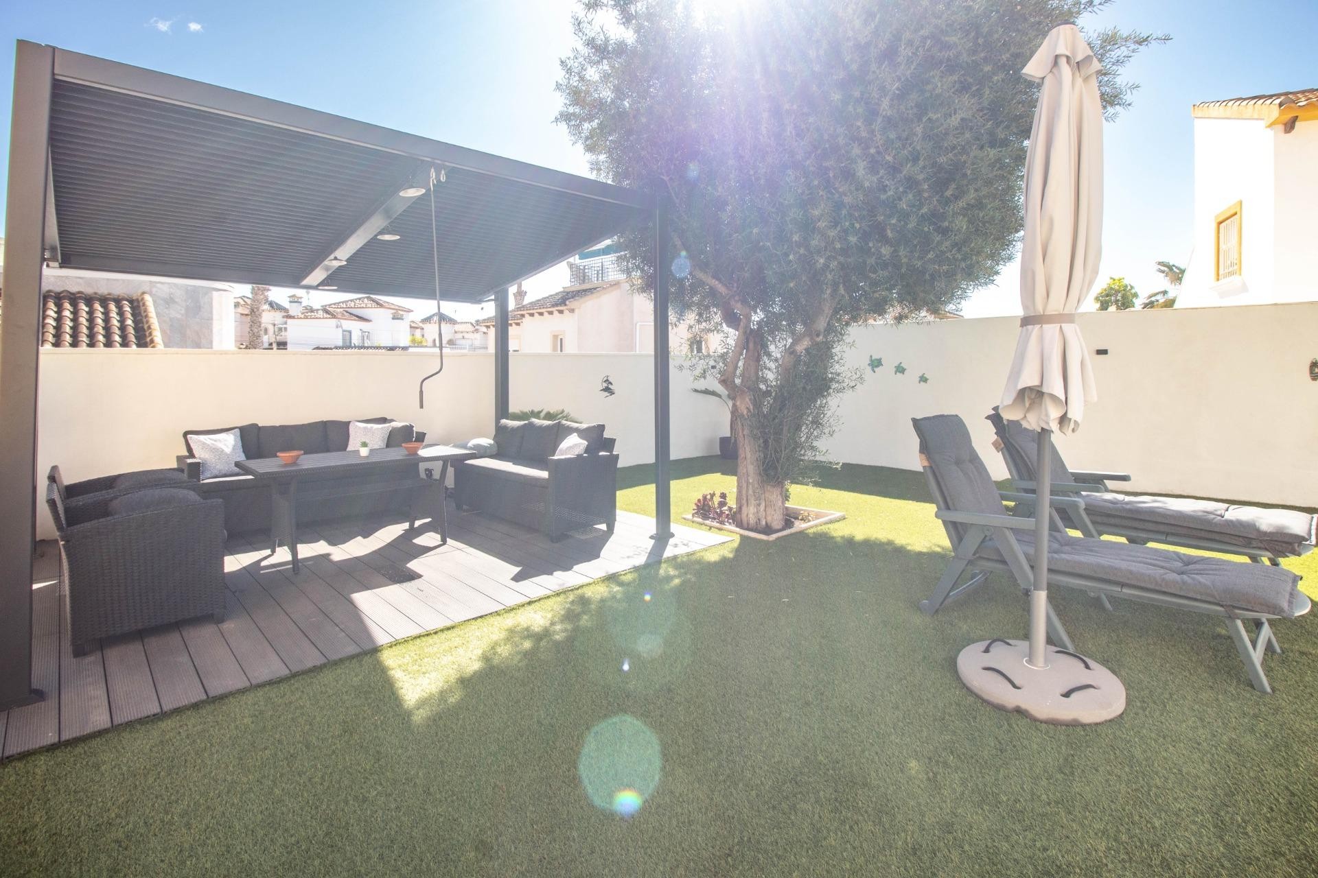 Herverkoop - Villa -
San Miguel de Salinas - Blue Lagoon - El Galan