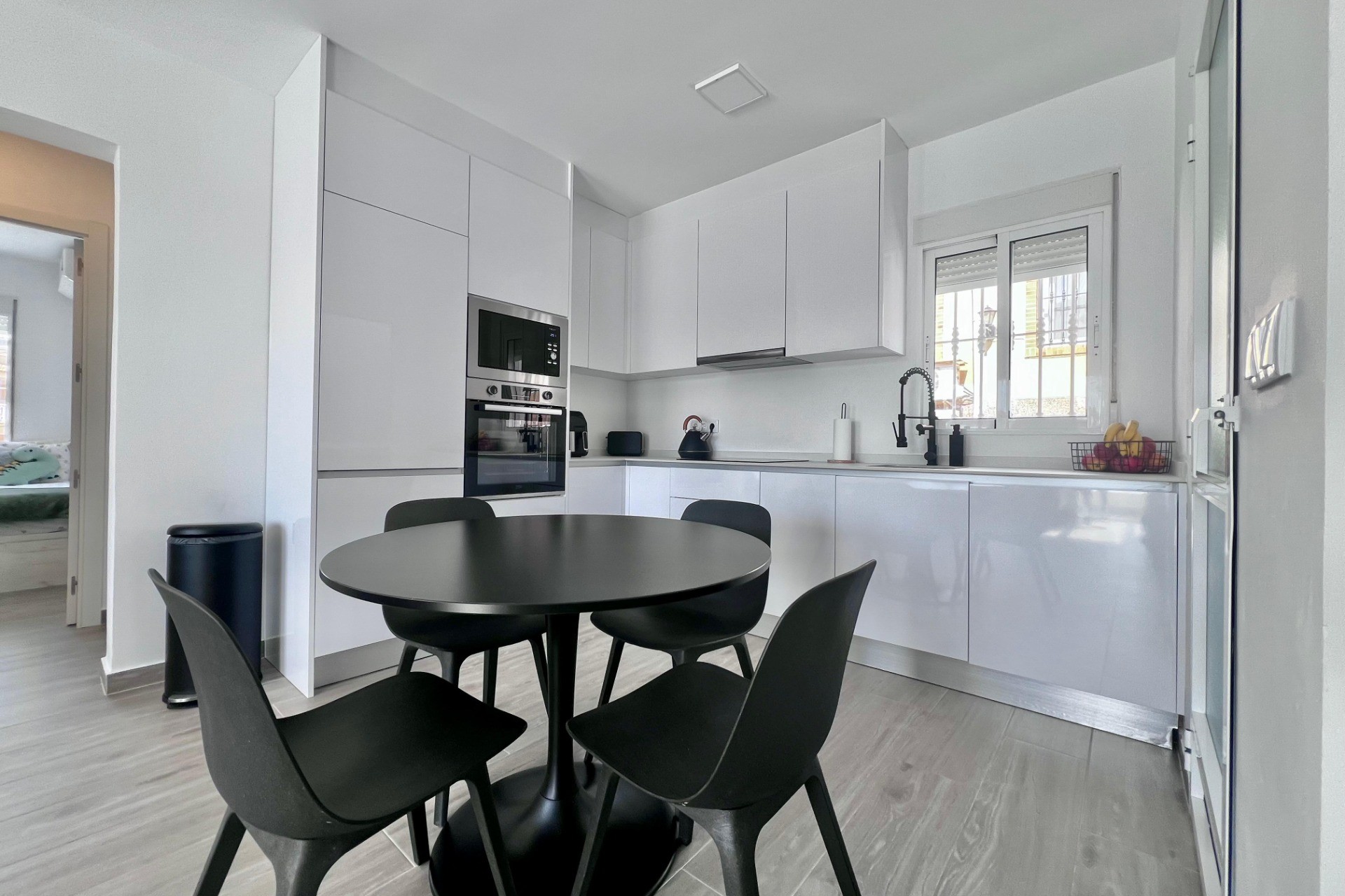 Herverkoop - Villa -
San Miguel de Salinas - Las filipinas