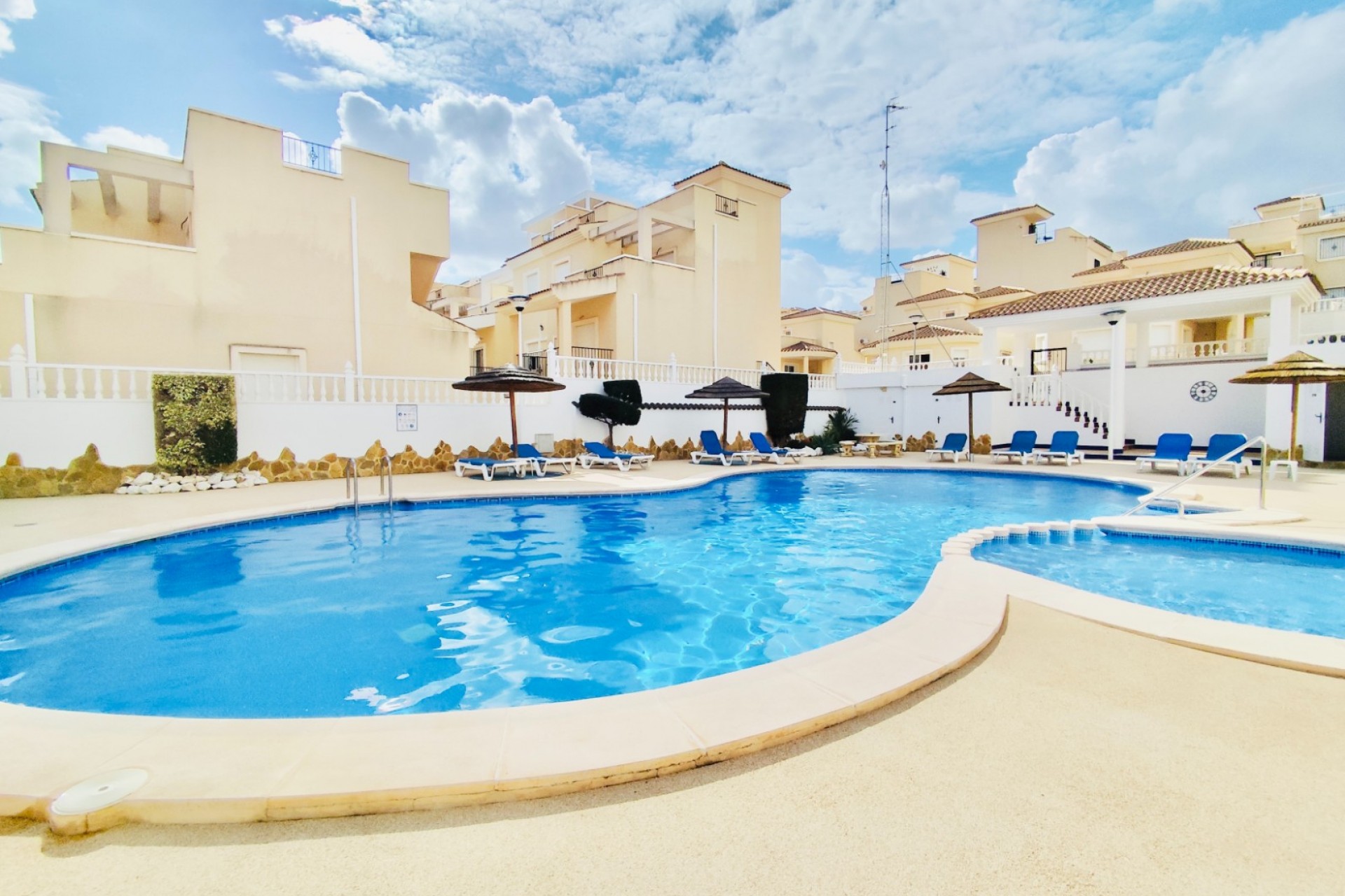 Herverkoop - Villa -
San Miguel de Salinas - Urbanizaciones