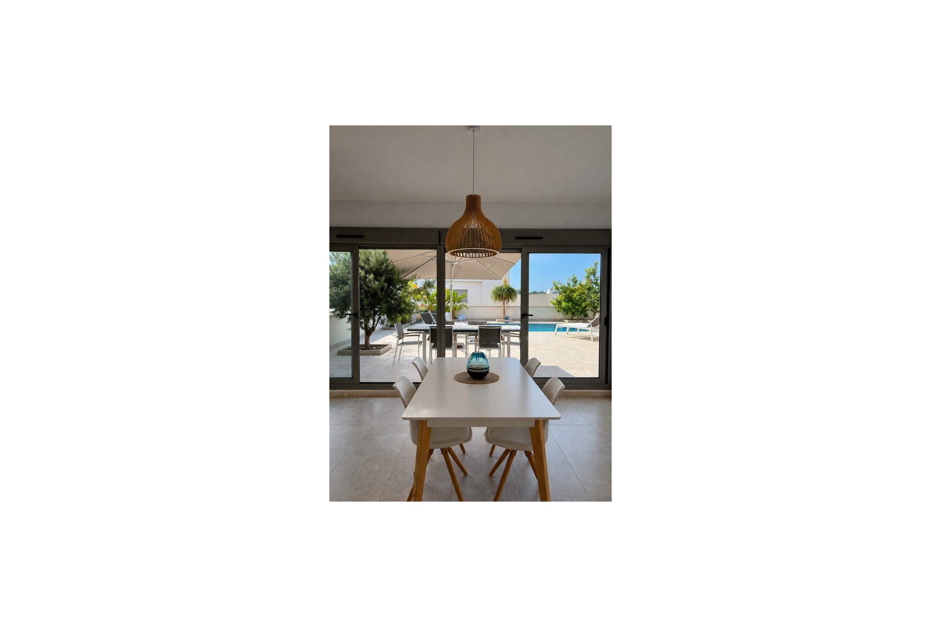 Herverkoop - Villa -
San Miguel de Salinas