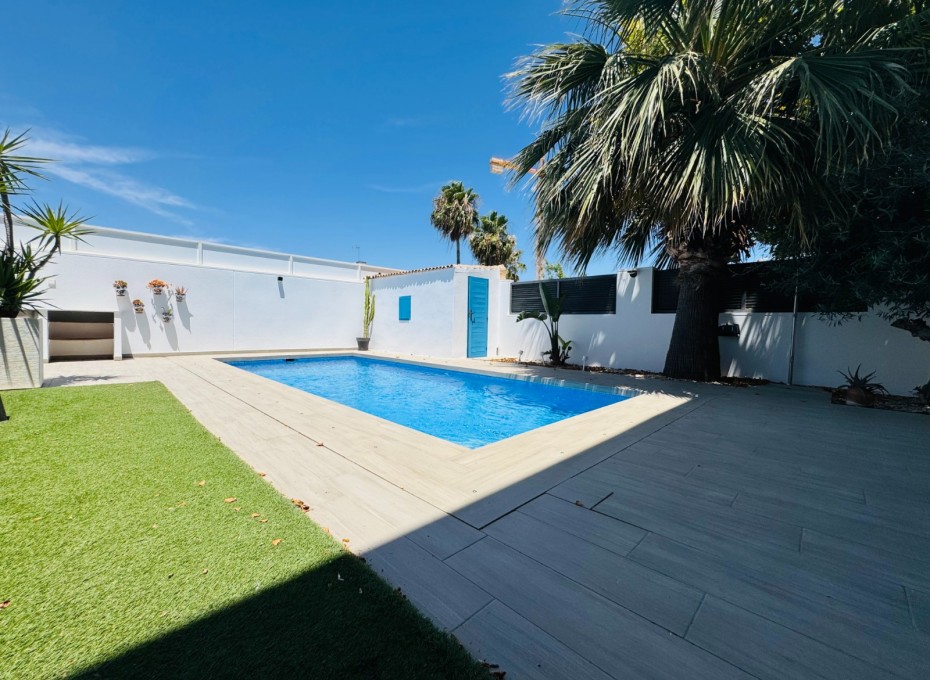 Herverkoop - Villa -
San Pedro del Pinatar - Lo Pagan
