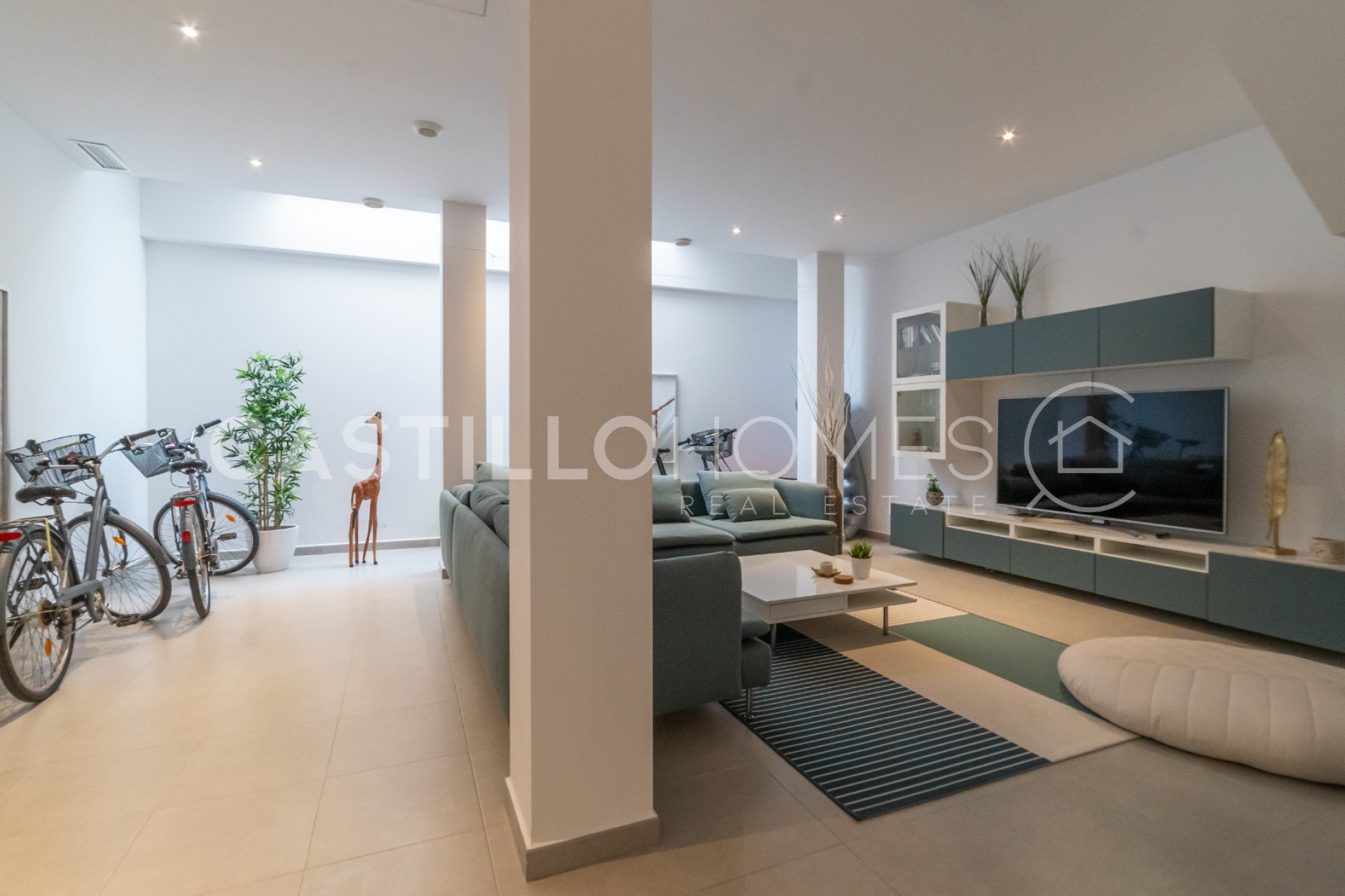 Herverkoop - Villa -
Torrevieja - Aguas nuevas 1