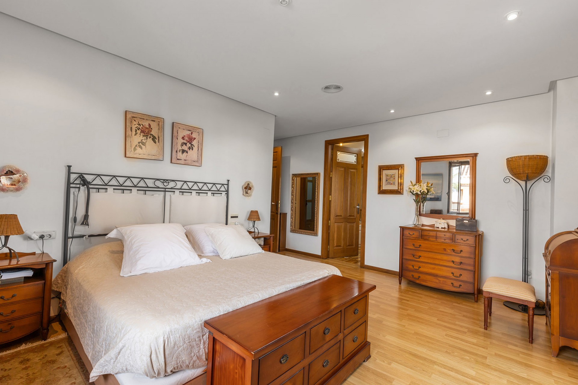 Herverkoop - Villa -
Torrevieja - La veleta
