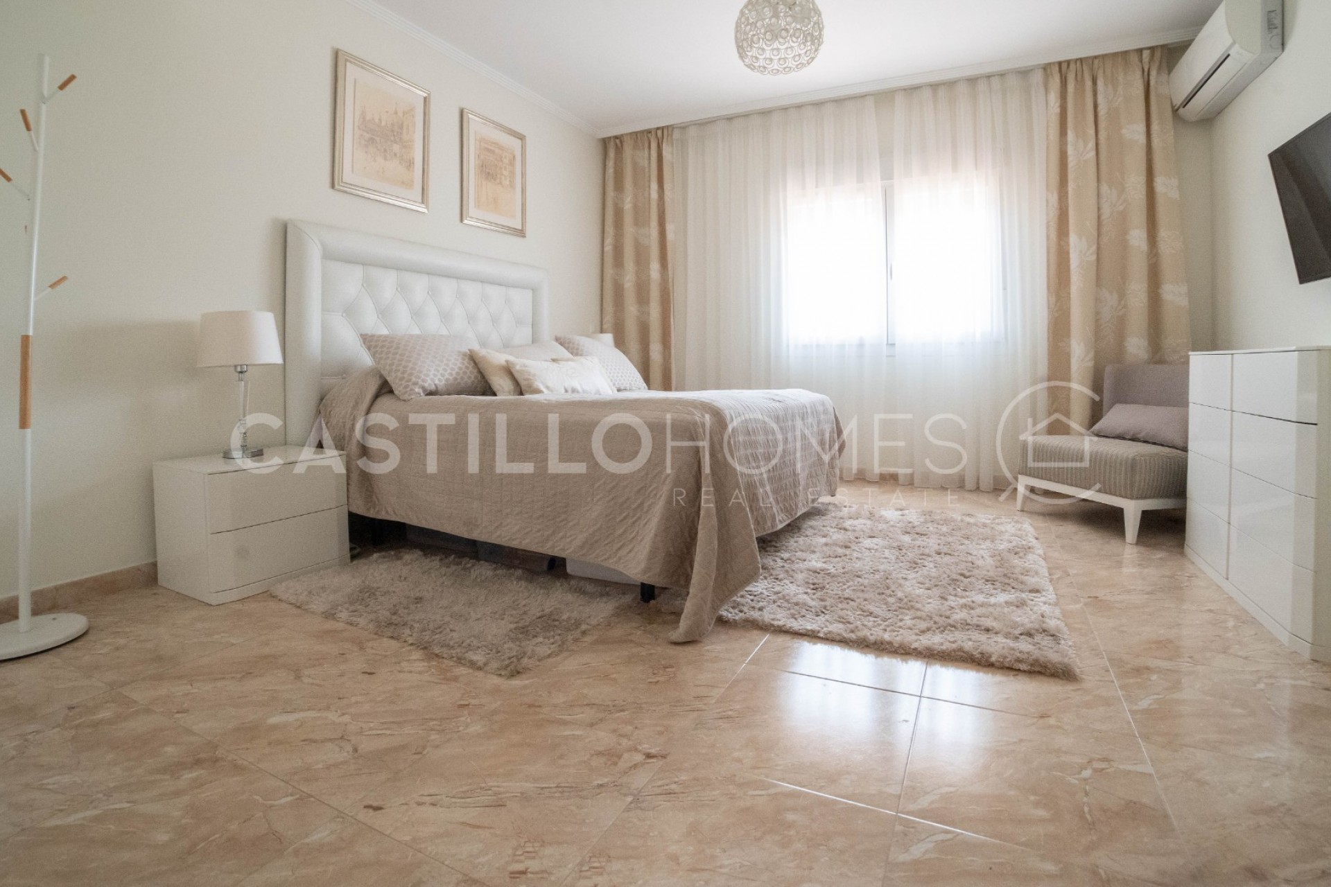 Herverkoop - Villa -
Torrevieja - Los Balcones