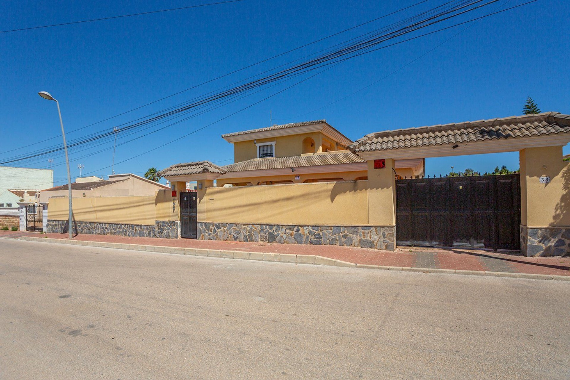 Herverkoop - Villa -
Torrevieja - Los balcones