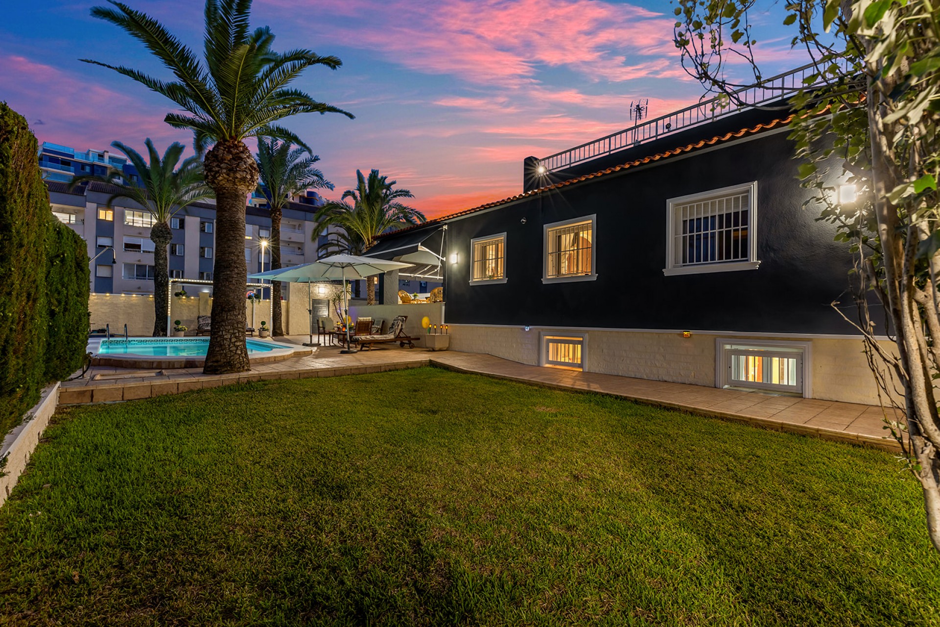 Herverkoop - Villa -
Torrevieja - Rocio del mar