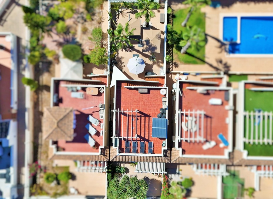 Herverkoop - Villa -
Villamartin - Las Violetas