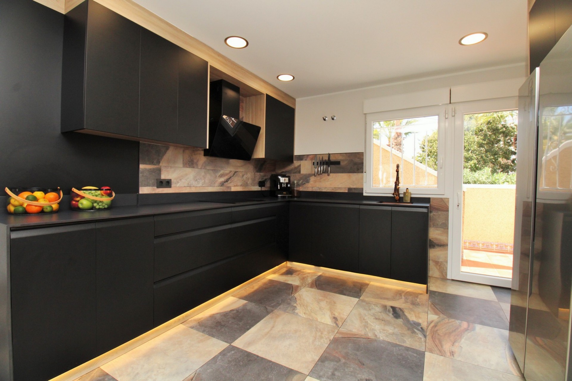 Herverkoop - Villa -
Villamartin - Las Violetas