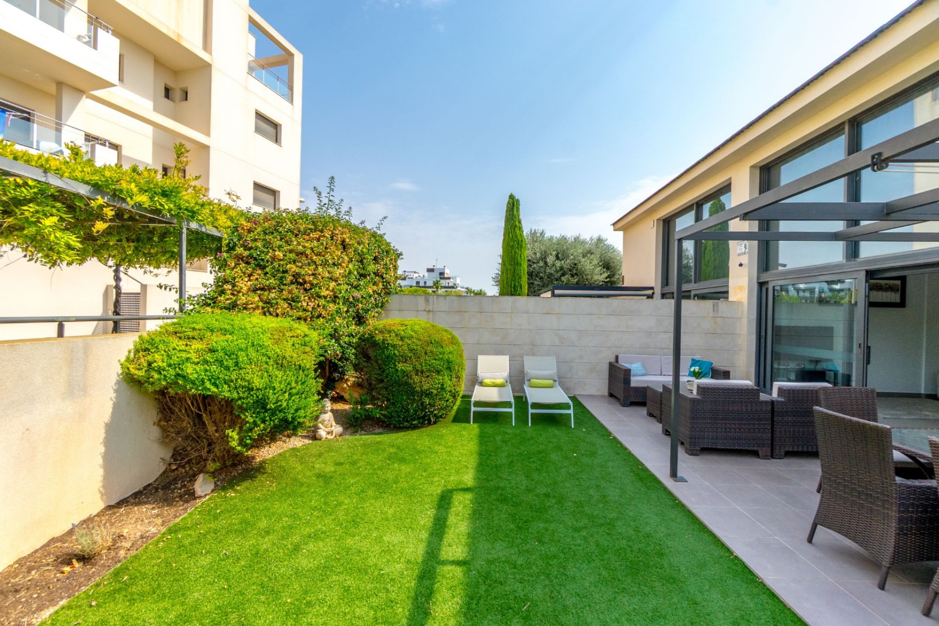 Herverkoop - Villa -
Villamartin - Los Dolses