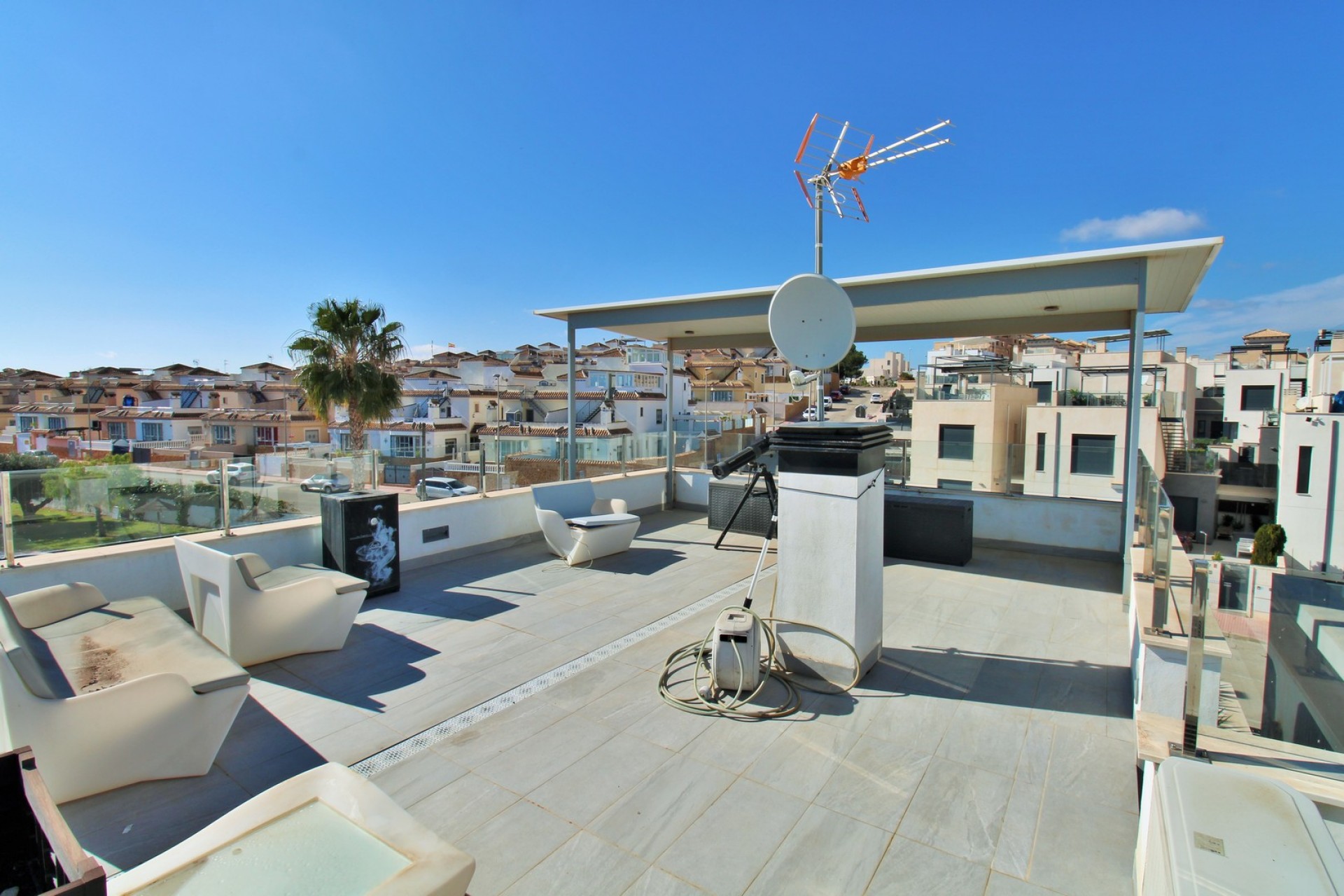 Herverkoop - Villa -
Villamartin