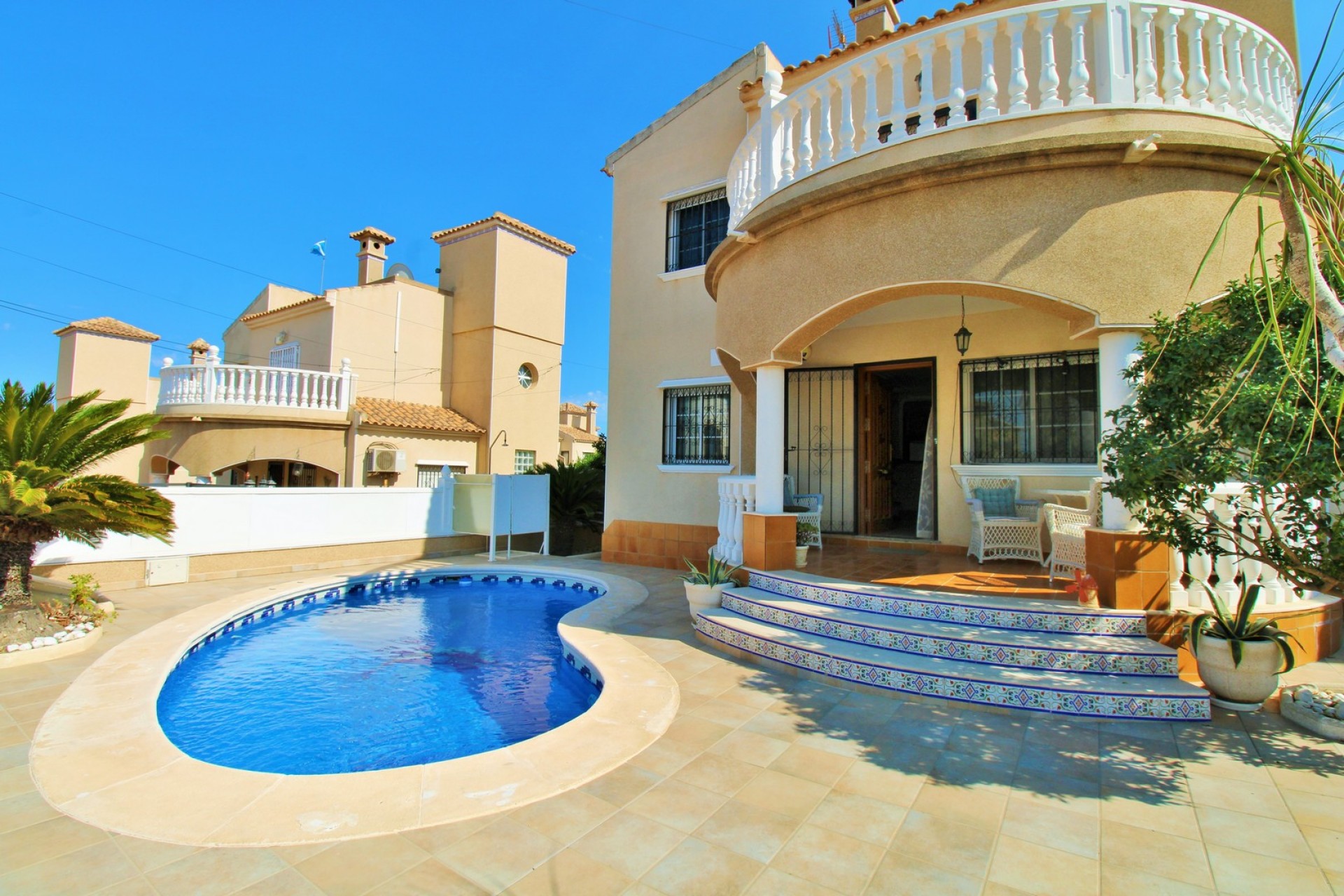 Herverkoop - Villa -
Villamartin