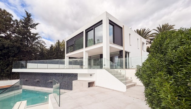 Independent villa - Resale - El Campello - Coveta Fuma