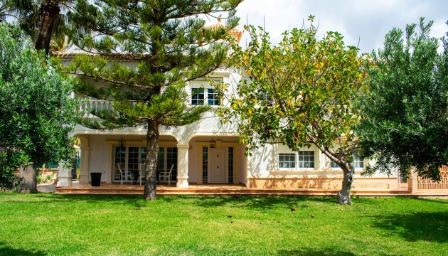 Independent villa - Resale - Orihuela Costa - MUY CERCA DE LA PLAYA