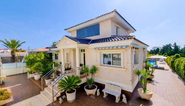 Independent villa - Reventa - Torrevieja - La Mata