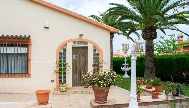 Independent villa - Wiederverkauf - Orihuela Costa - Cabo Roig *