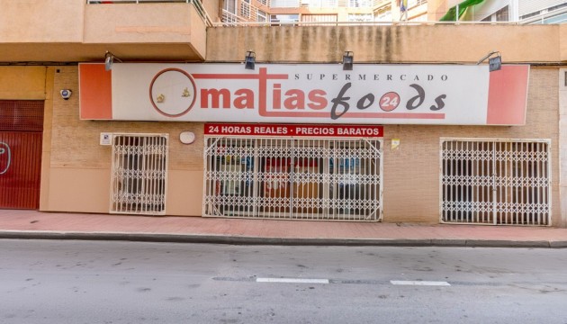 Kommerziell - Wiederverkauf - Torrevieja - Torrevieja