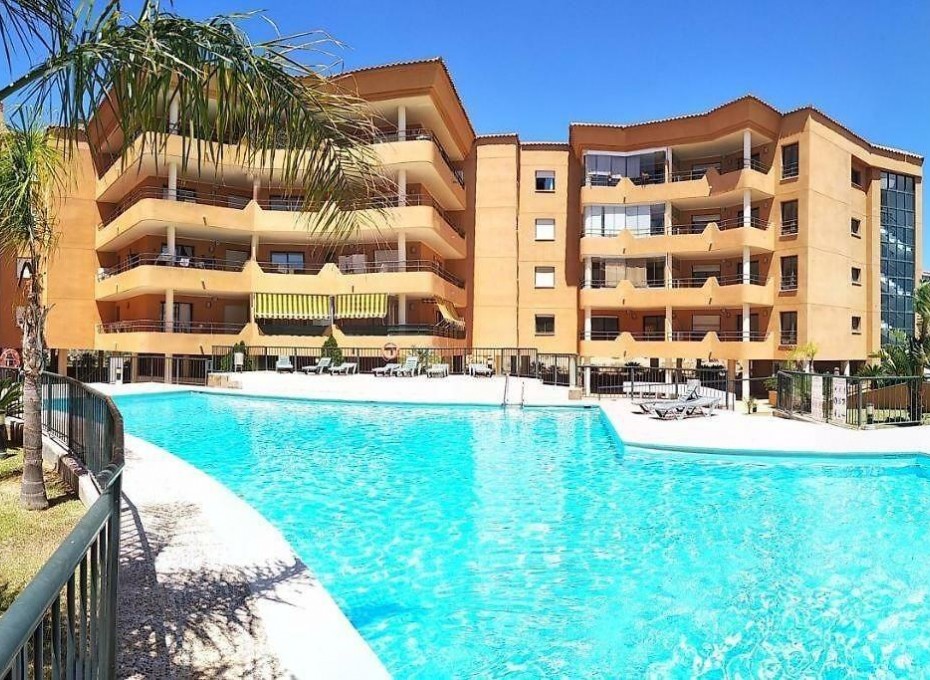 Neue Gebäude - Apartment -
Fuengirola