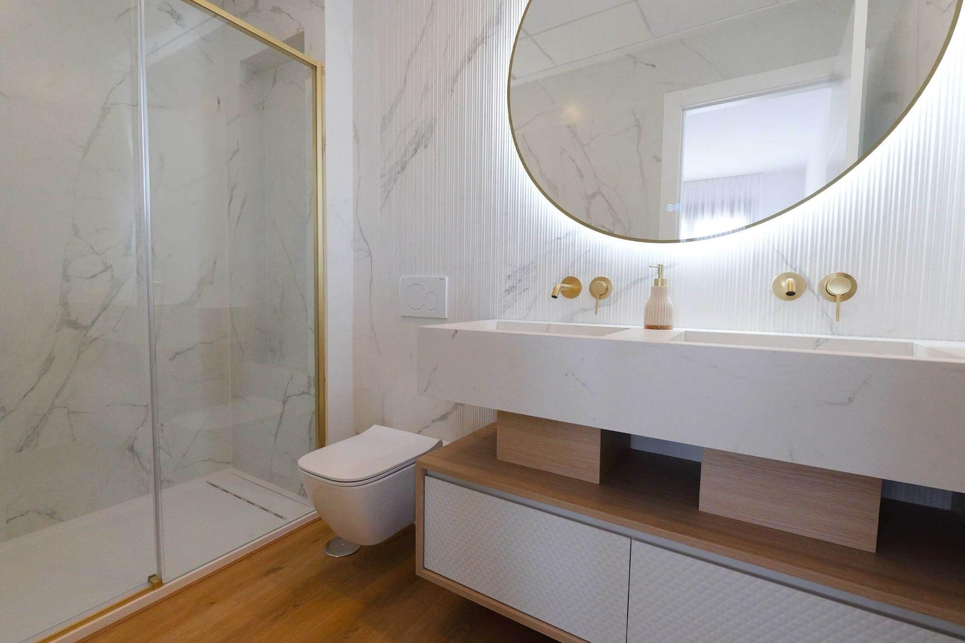 Neue Gebäude - Apartment -
La Manga del Mar Menor