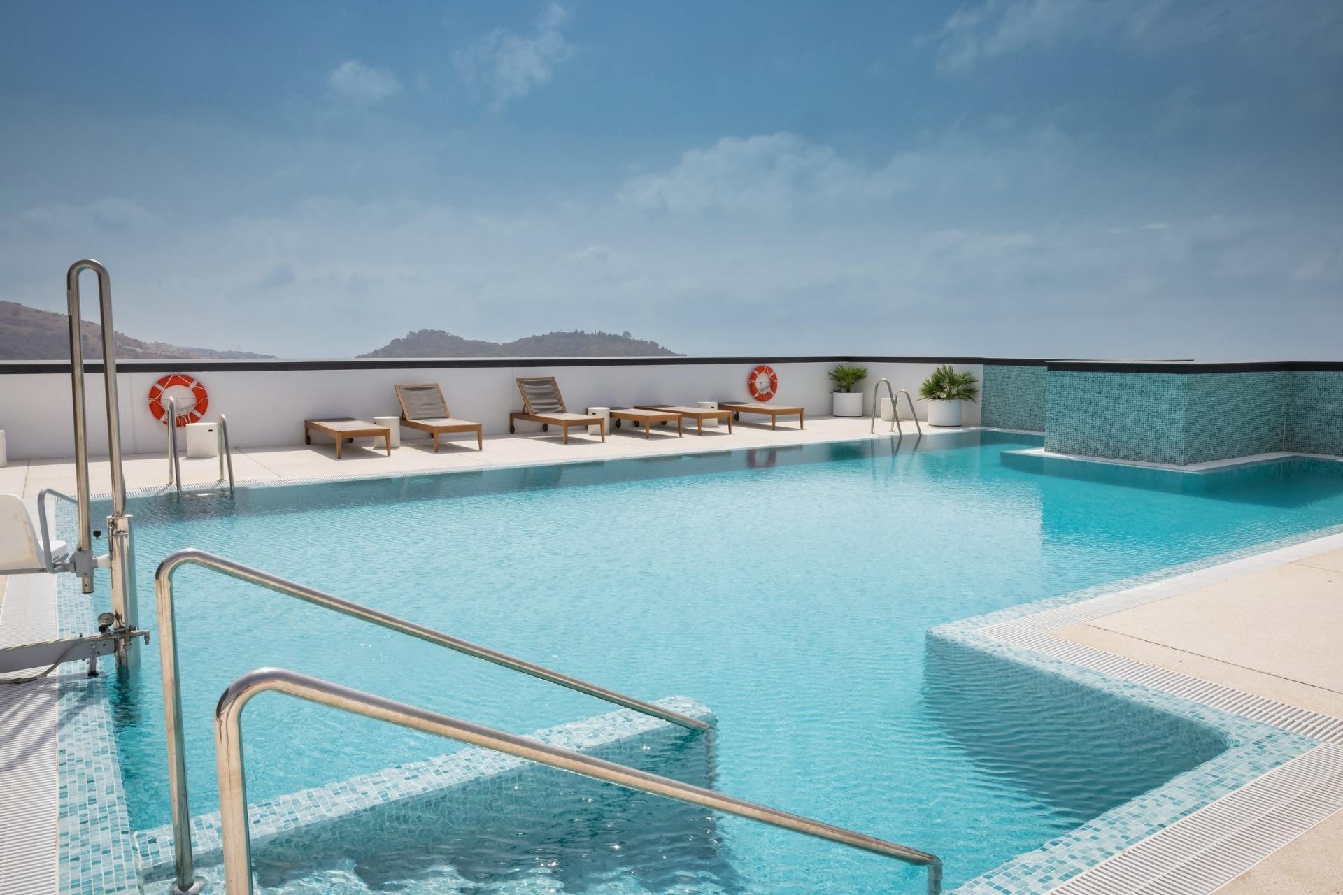 Neue Gebäude - Apartment -
Málaga - Centro