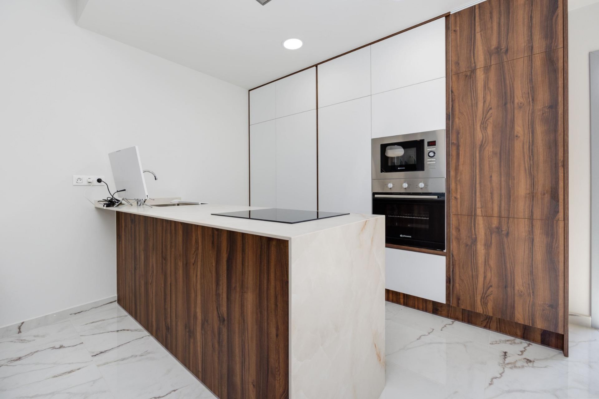 Neue Gebäude - Apartment -
San Miguel de Salinas