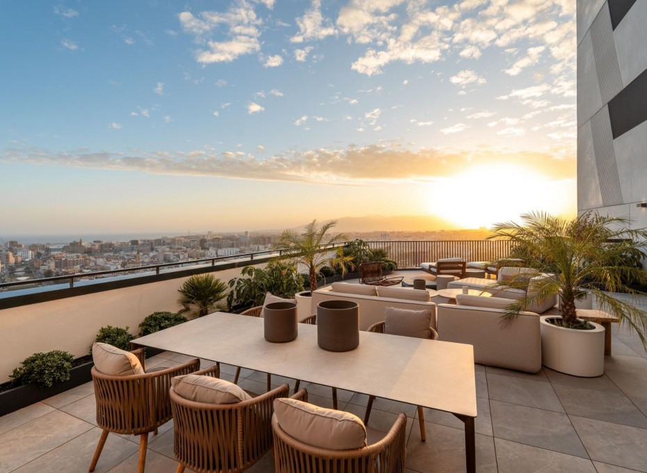 Neue Gebäude - Penthouse -
Málaga - Centro