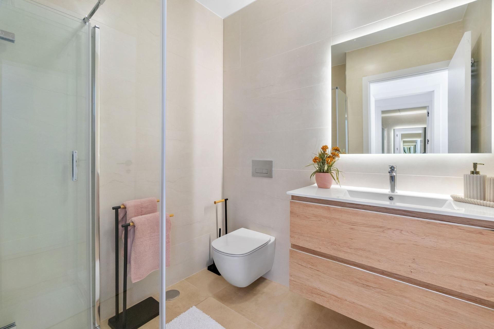 Neue Gebäude - Top Floor Bungalow -
Torrevieja