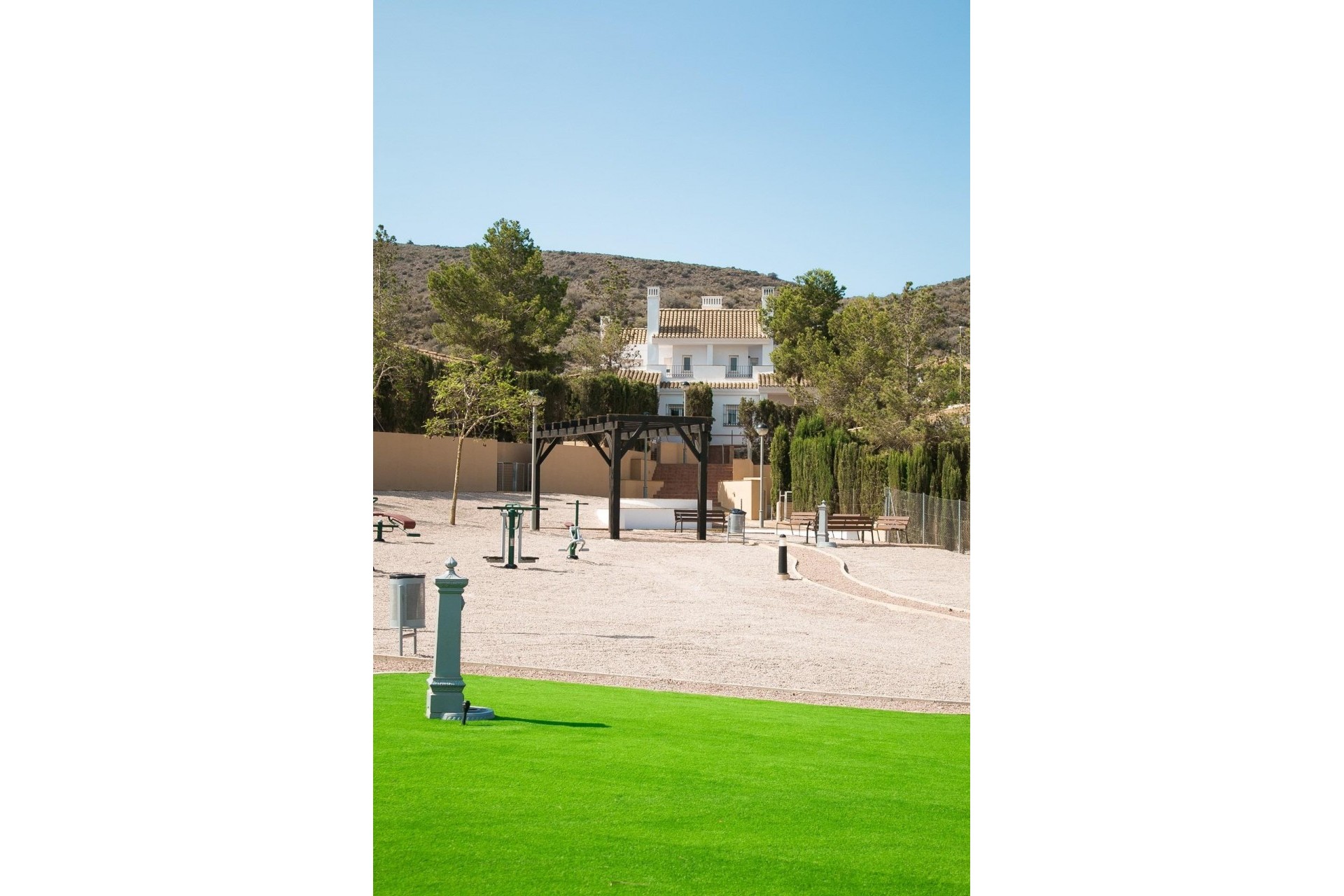 Neue Gebäude - Town house -
Fuente Alamo